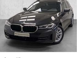 Grau Gebraucht 2022 BMW 520 Sport Line Kombi | 30.840 € (Fairer Preis)