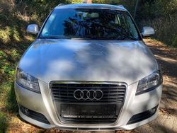 Silber Gebraucht 2009 Audi A3 Sportback Ambition Kombi | 4.999 € (Guter Preis)
