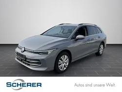 Mondsteingrau Gebraucht 2024 VW Golf VIII Style Kombi | 30.290 € (Fairer Preis)