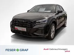 Brillantschwarz Gebraucht 2024 Audi Q2 Ambiente SUV | 31.490 € (Guter Preis)