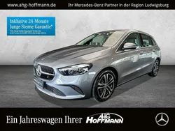 Grau Gebraucht 2024 Mercedes B200 Van / Kleinbus | 34.925 € (Teuer)