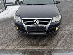 Schwarz Gebraucht 2007 VW Passat Kombi | 2.600 € (Guter Preis)