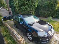 Schwarz Gebraucht 2009 VW Golf VI Trendline Kombi | 2.299 € (Superpreis)