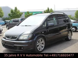 Schwarz Gebraucht 2002 Opel Zafira OPC Van / Kleinbus | 2.500 € (Fairer Preis)