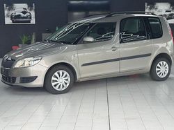 Beige Gebraucht 2012 Skoda Roomster Style Van / Kleinbus | 3.999 € (Fairer Preis)