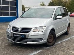 Silber Gebraucht 2008 VW Touran Trendline Van / Kleinbus | 2.100 € (Guter Preis)