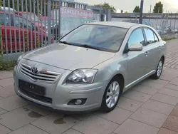 Light olive mica metallic Gebraucht 2006 Toyota Avensis Executive Kleinwagen | 3.500 € (Fairer Preis)