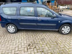 Blau Gebraucht 2008 Dacia Logan Limousine | 1.250 € (Fairer Preis)