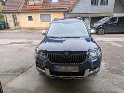 Blau Gebraucht 2014 Skoda Yeti SUV | 12.150 € (Etwas zu teuer)