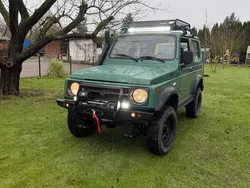 Grün Gebraucht 1998 Suzuki Samurai SUV | 17.900 €