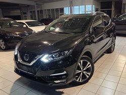 Schwarz Gebraucht 2018 Nissan Qashqai SUV | 13.999 € (Guter Preis)
