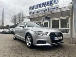 Grau Gebraucht 2018 Audi A3 Ambition Limousine | 15.400 € (Fairer Preis)