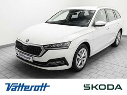 Weiss Gebraucht 2023 Skoda Octavia Style Kombi | 24.980 € (Fairer Preis)