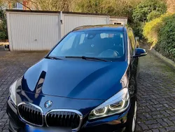 Blau Gebraucht 2018 BMW 218 Gran Tourer Van / Kleinbus | 17.500 € (Fairer Preis)