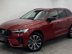 Fusion red (metallic) Gebraucht 2023 Volvo XC60 Plus SUV | 42.300 € (Superpreis)