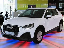 Weiß Gebraucht 2022 Audi Q2 Basis SUV | 17.950 € (Guter Preis)