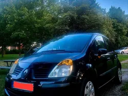 Schwarz Gebraucht 2005 Renault Modus Van / Kleinbus | 1.750 €