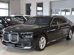 Schwarz Gebraucht 2023 BMW 750e Limousine | 87.500 € (Superpreis)
