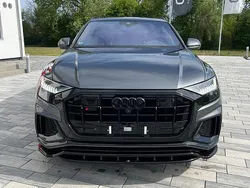 Grau Gebraucht 2018 Audi SQ8 Black Edition SUV | 51.900 € (Superpreis)