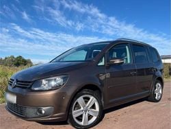Braun Gebraucht 2012 VW Touran Van / Kleinbus | 7.444 € (Guter Preis)
