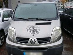 Grau Gebraucht 2007 Renault Traffic Van / Kleinbus | 4.200 €