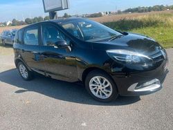Schwarz Gebraucht 2014 Renault Scénic III Initiale Paris Van / Kleinbus | 8.600 € (Etwas zu teuer)