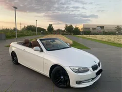 Weiß Gebraucht 2012 BMW 330 Cabriolet Performance Cabrio | 11.900 € (Superpreis)