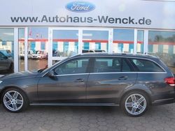 Grau Gebraucht 2014 Mercedes E220 Limousine | 13.970 € (Fairer Preis)