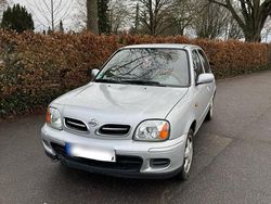 Silber Gebraucht 2000 Nissan Micra Kleinwagen | 1.700 € (Fairer Preis)
