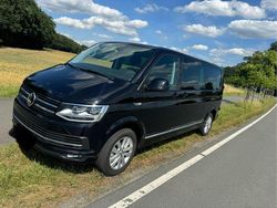 Schwarz Gebraucht 2017 VW Caravelle Highline Van / Kleinbus | 25.800 €
