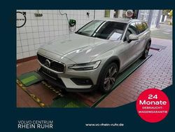 Gebraucht 2024 Volvo V60 CC Kombi | 41.990 € (Fairer Preis)