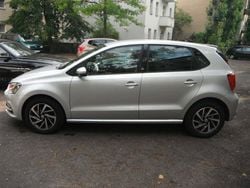 Silber Gebraucht 2017 VW Polo Sound Kleinwagen | 8.500 € (Guter Preis)