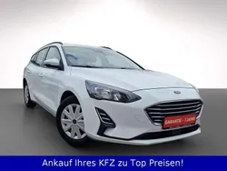 Weiß Gebraucht 2021 Ford Focus Kombi | 11.880 € (Guter Preis)
