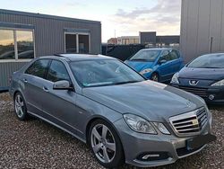 Gebraucht 2010 Mercedes E200 Limousine | 9.500 € (Guter Preis)