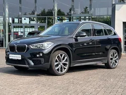 Saphirschwarz Gebraucht 2018 BMW X1 Advantage SUV | 22.340 € (Fairer Preis)