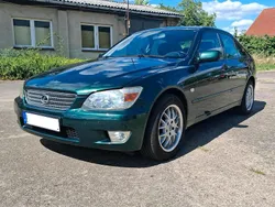 Grün Gebraucht 1999 Lexus IS200 Limousine | 4.300 €