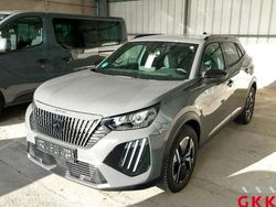 Grau Gebraucht 2024 Peugeot 2008 Allure SUV | 20.885 € (Superpreis)