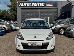 Weiß Gebraucht 2009 Renault Clio II Luxe Limousine | 5.999 € (Etwas zu teuer)