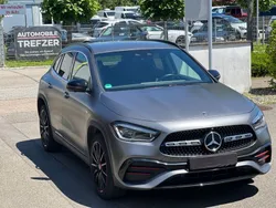 Grau Gebraucht 2021 Mercedes GLA250 Edition 1 SUV | 39.900 € (Teuer)