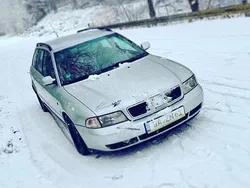 Silber Gebraucht 1996 Audi A4 Kombi | 3.150 € (Etwas zu teuer)