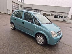 Grün Gebraucht 2003 Opel Meriva Cosmo Van / Kleinbus | 1.199 € (Guter Preis)