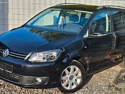 Schwarz Gebraucht 2014 VW Touran Cup Van / Kleinbus | 9.450 € (Fairer Preis)