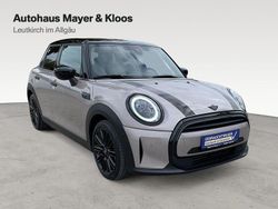 Grau Gebraucht 2021 Mini Cooper Classic Kleinwagen | 22.900 € (Teuer)