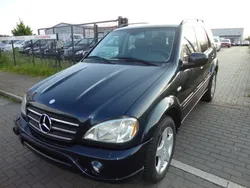 Schwarz Gebraucht 2001 Mercedes ML55 AMG AMG SUV | 7.999 € (Guter Preis)