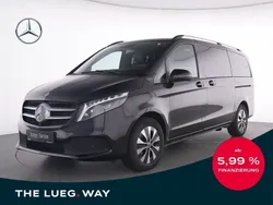 Schwarz Gebraucht 2024 Mercedes V300 Van / Kleinbus | 71.375 € (Fairer Preis)