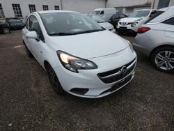 Weiß Gebraucht 2016 Opel Corsa Selection Kleinwagen | 4.490 € (Guter Preis)
