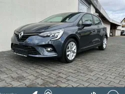 Grau Gebraucht 2022 Renault Clio V Business Limousine | 13.490 € (Fairer Preis)