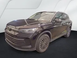 Schwarz Gebraucht 2024 VW Tiguan R SUV | 35.950 € (Guter Preis)