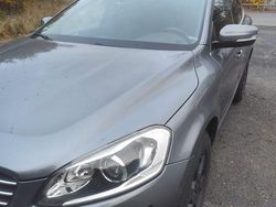 Grau Gebraucht 2017 Volvo XC60 Summum SUV | 22.100 € (Guter Preis)