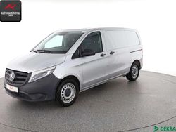Brillantsilber Gebraucht 2022 Mercedes Vito Van / Kleinbus | 26.740 € (Superpreis)